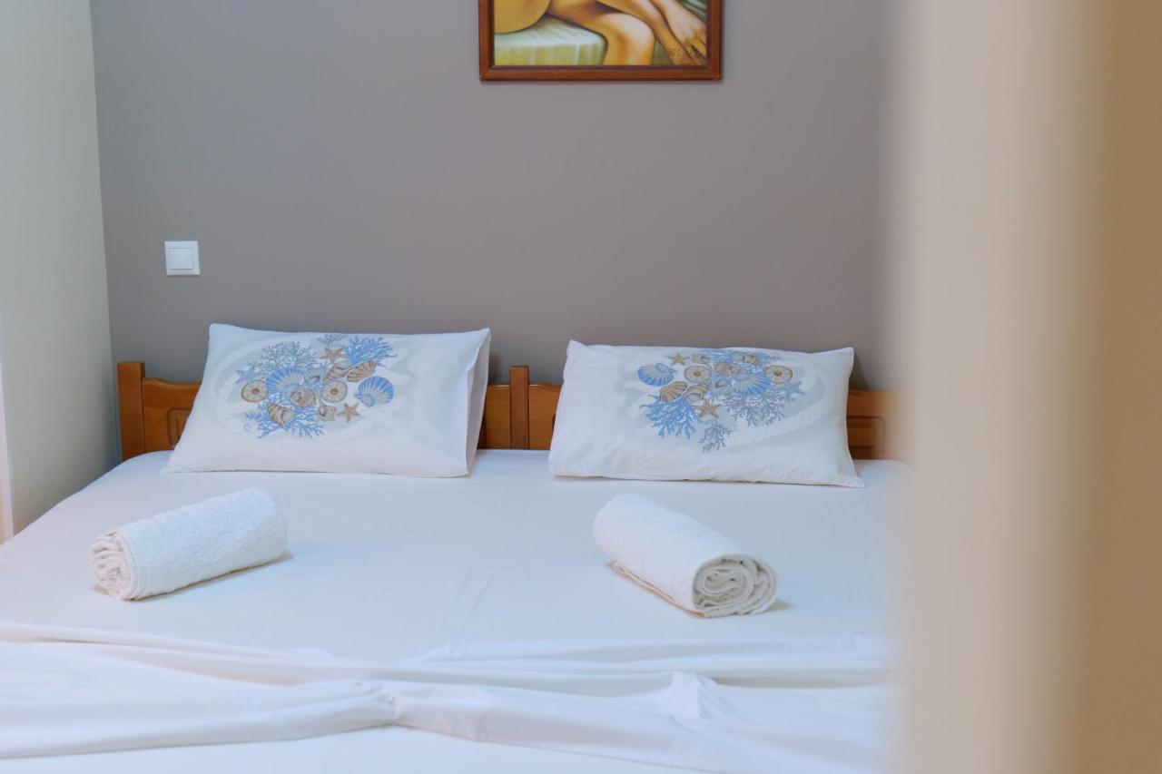 Elidon Apartments Sarande Exterior photo